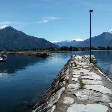 Apartment Sul Lago Di Como Gera Lario